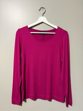 Zilch Amsterdam Basic Crew Neck Long Sleeve Top Raspberry